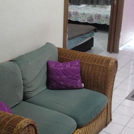 Rosli Homestay Coros Paradise Lagoon Port Dickson Buitenkant foto